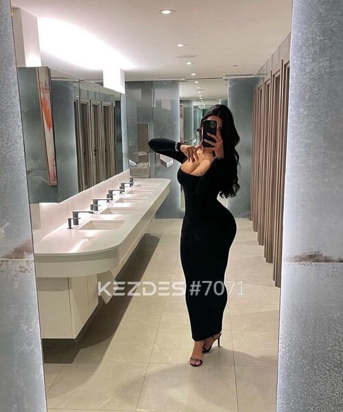 Amina, Актау