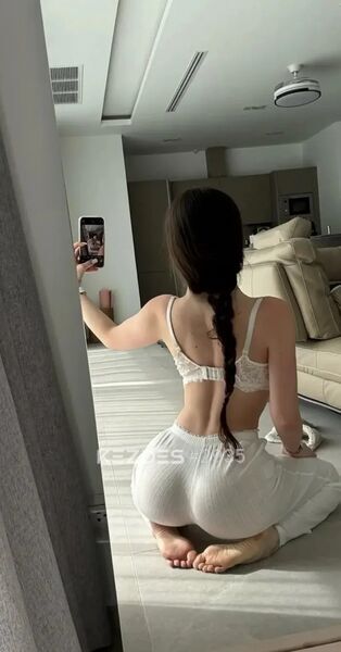 Молодые студентки Актобе фото — 1
